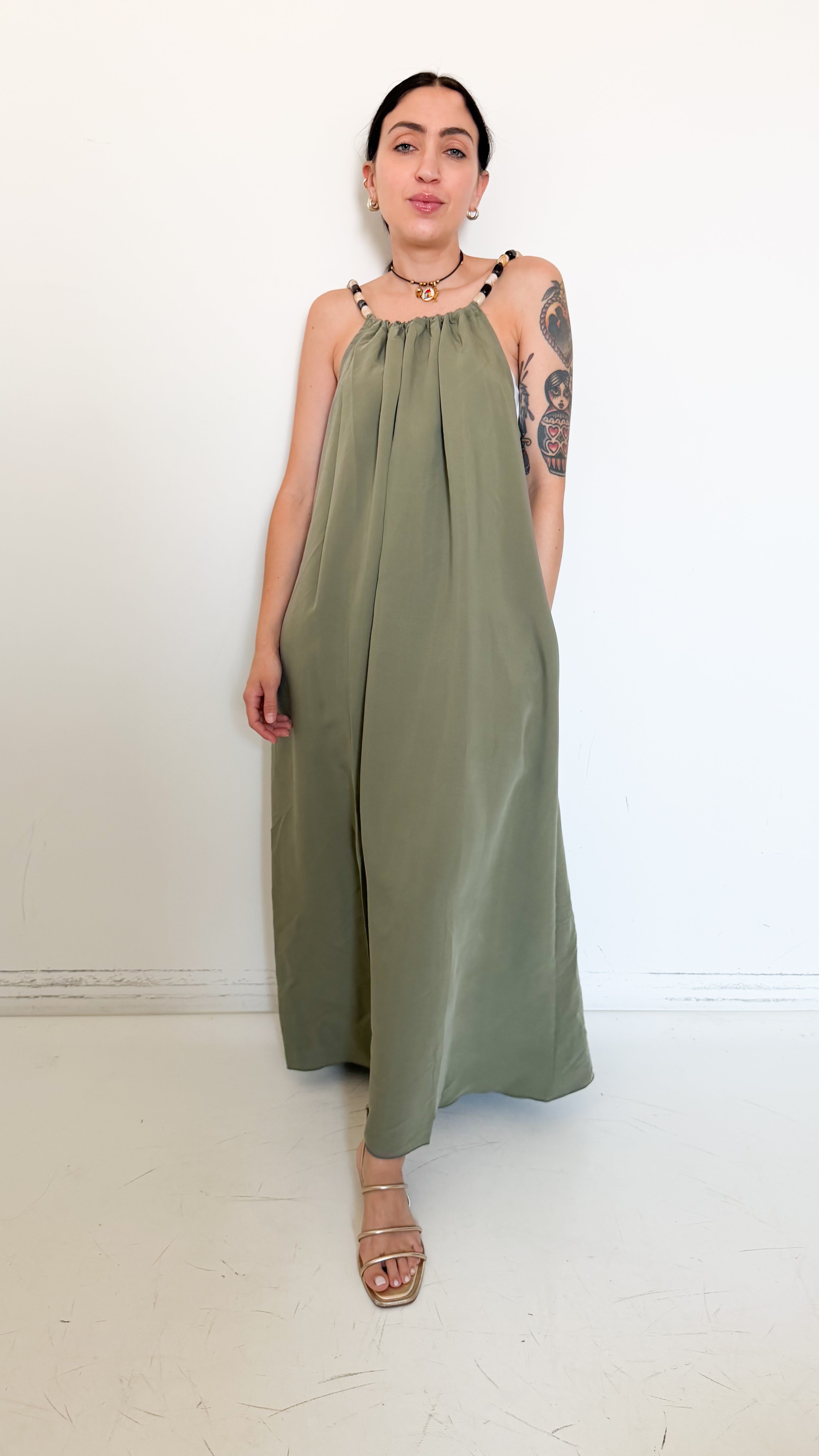 Vestito Verde Con Dettagli