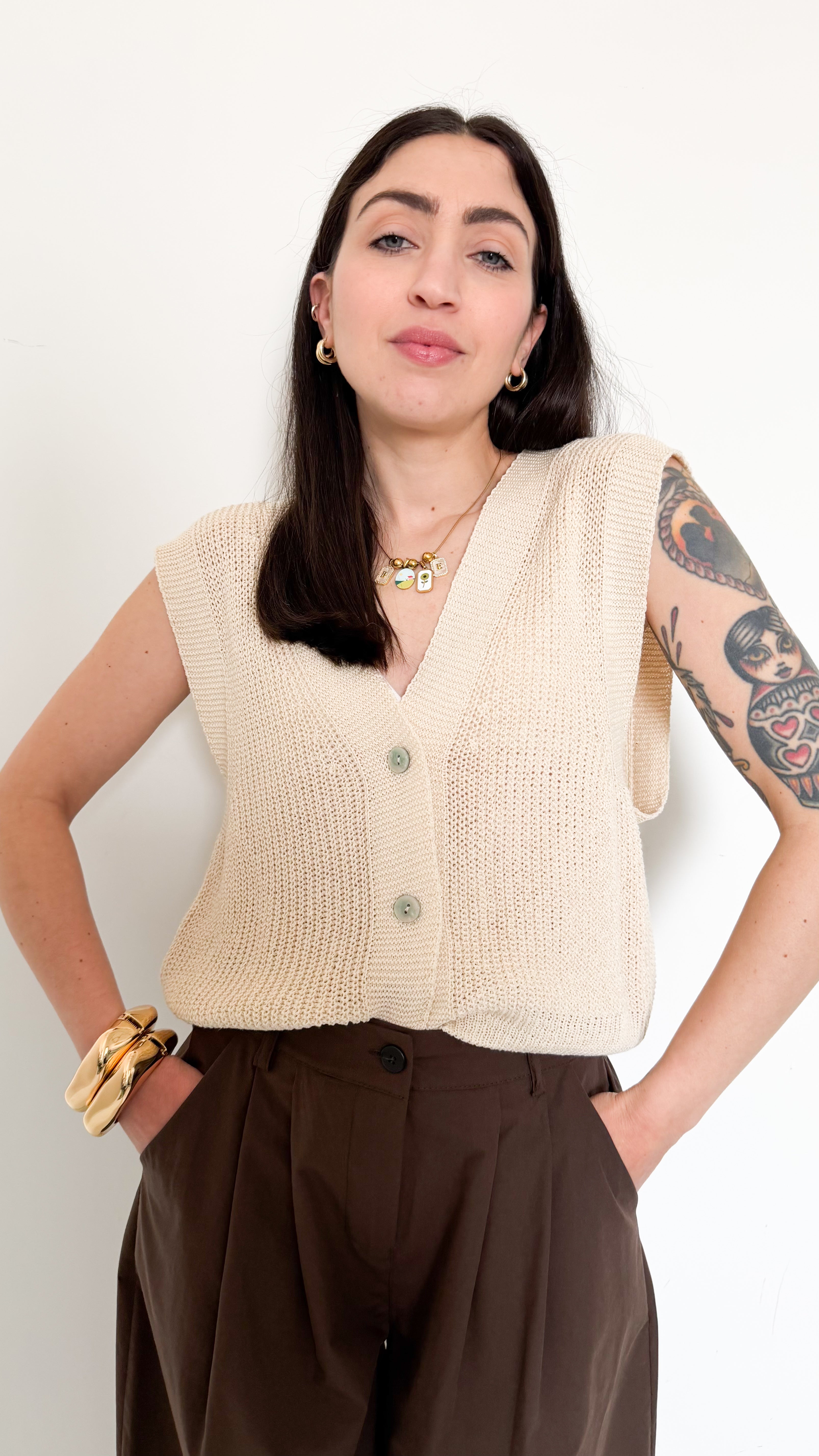 Gilet Panna Con Bottoni