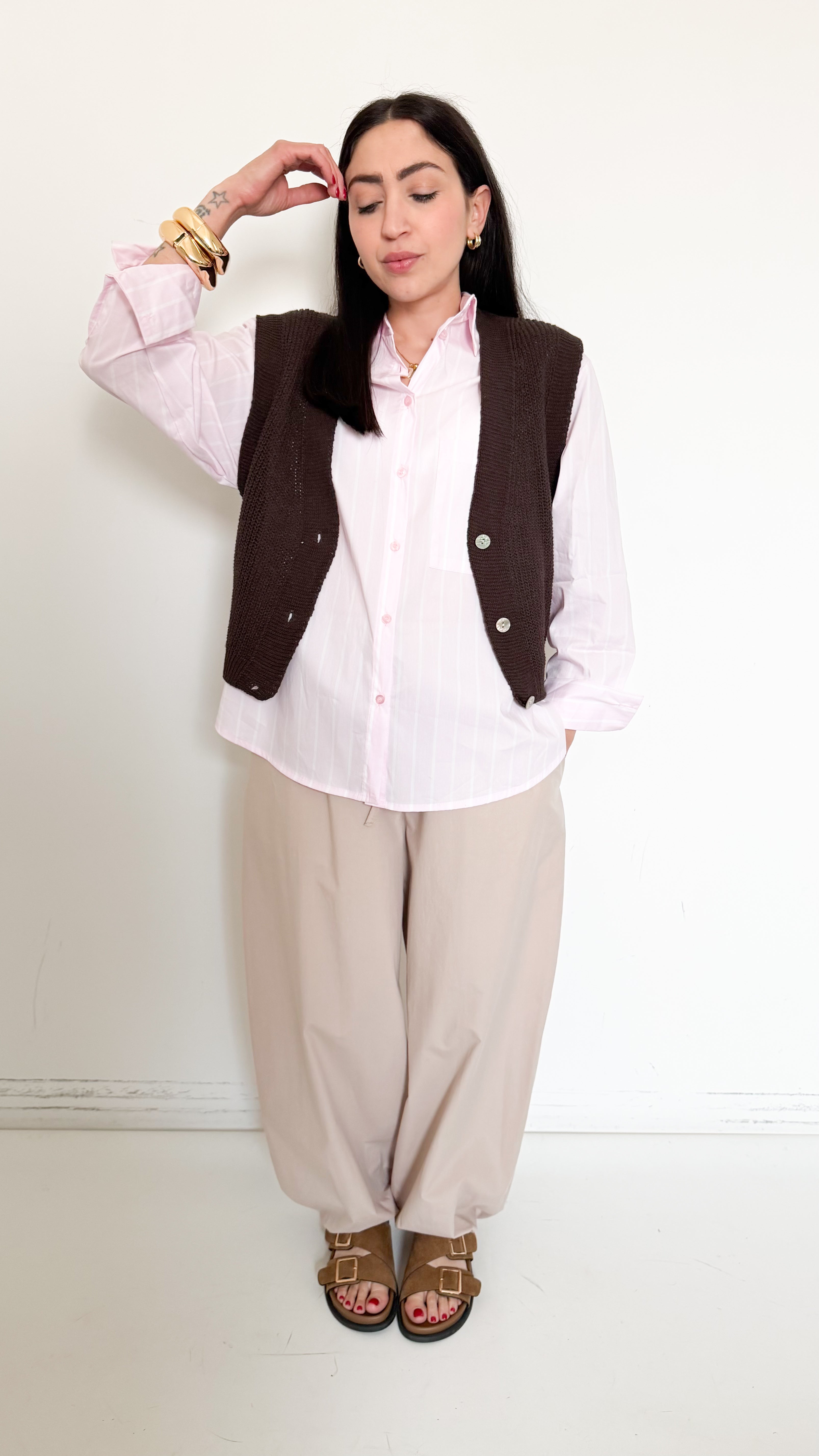 Gilet Marrone Con Bottoni