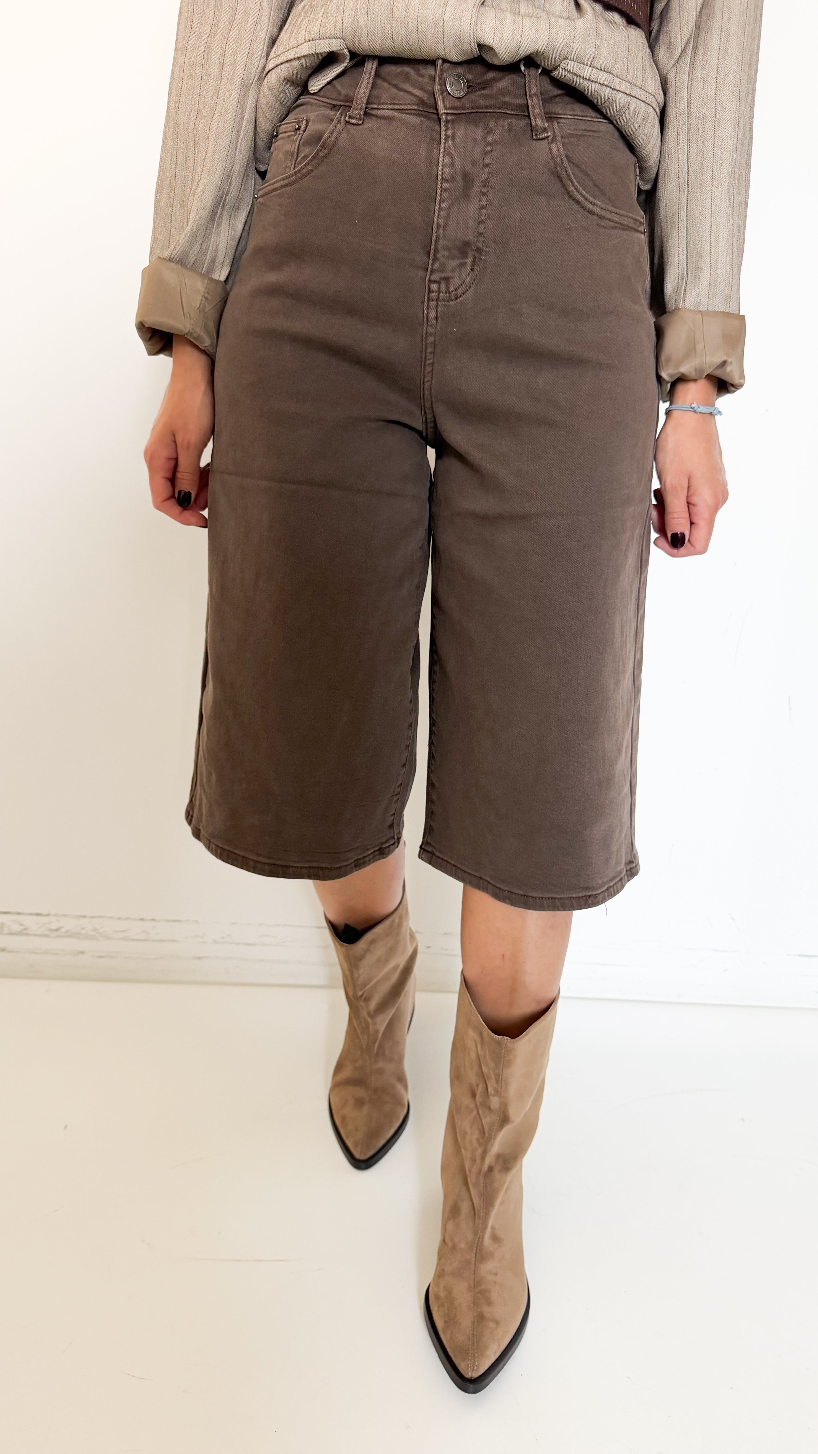 Bermuda In Denim Marrone