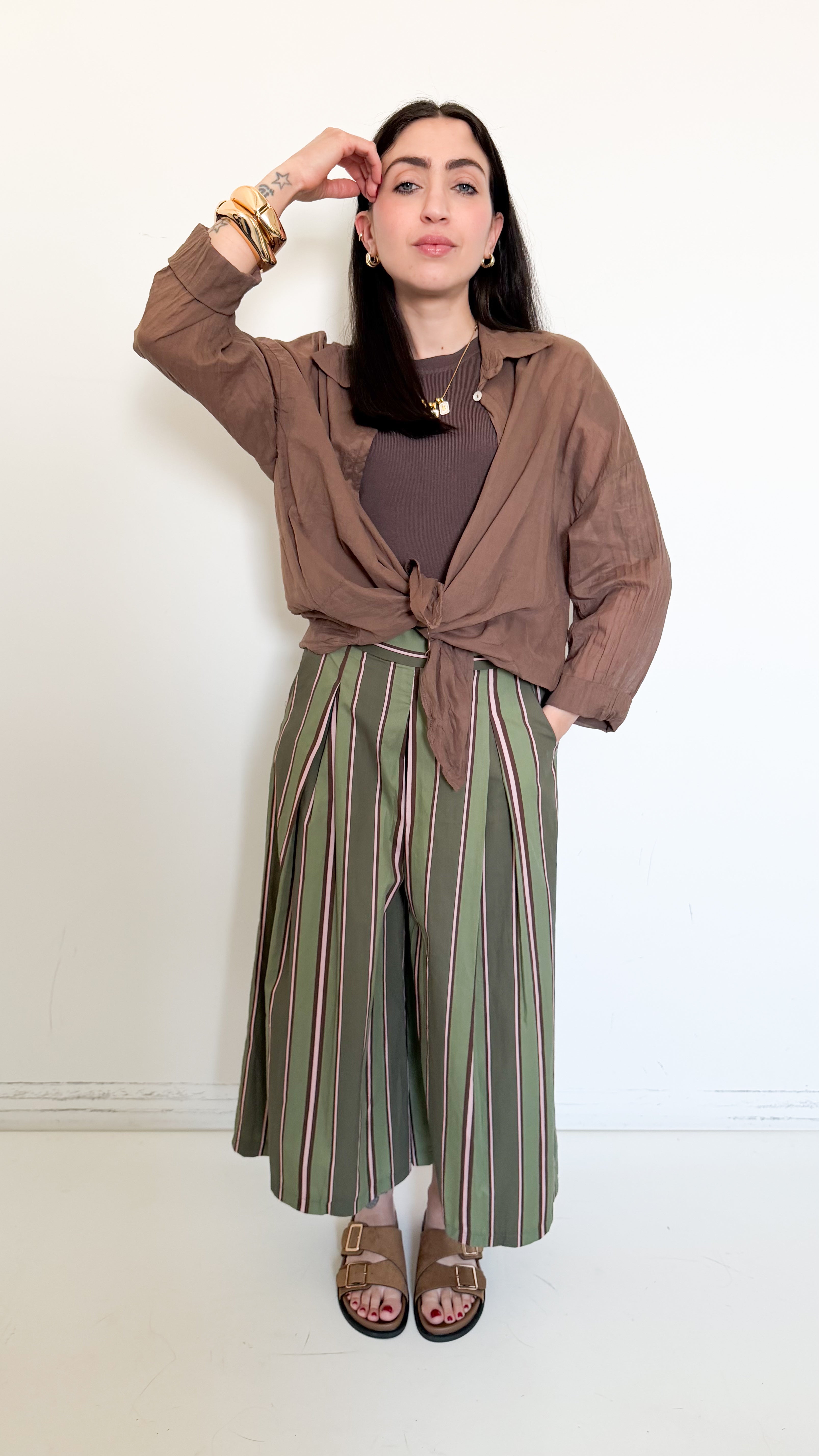 Pantaloni Culotte Verdi A Fantasia