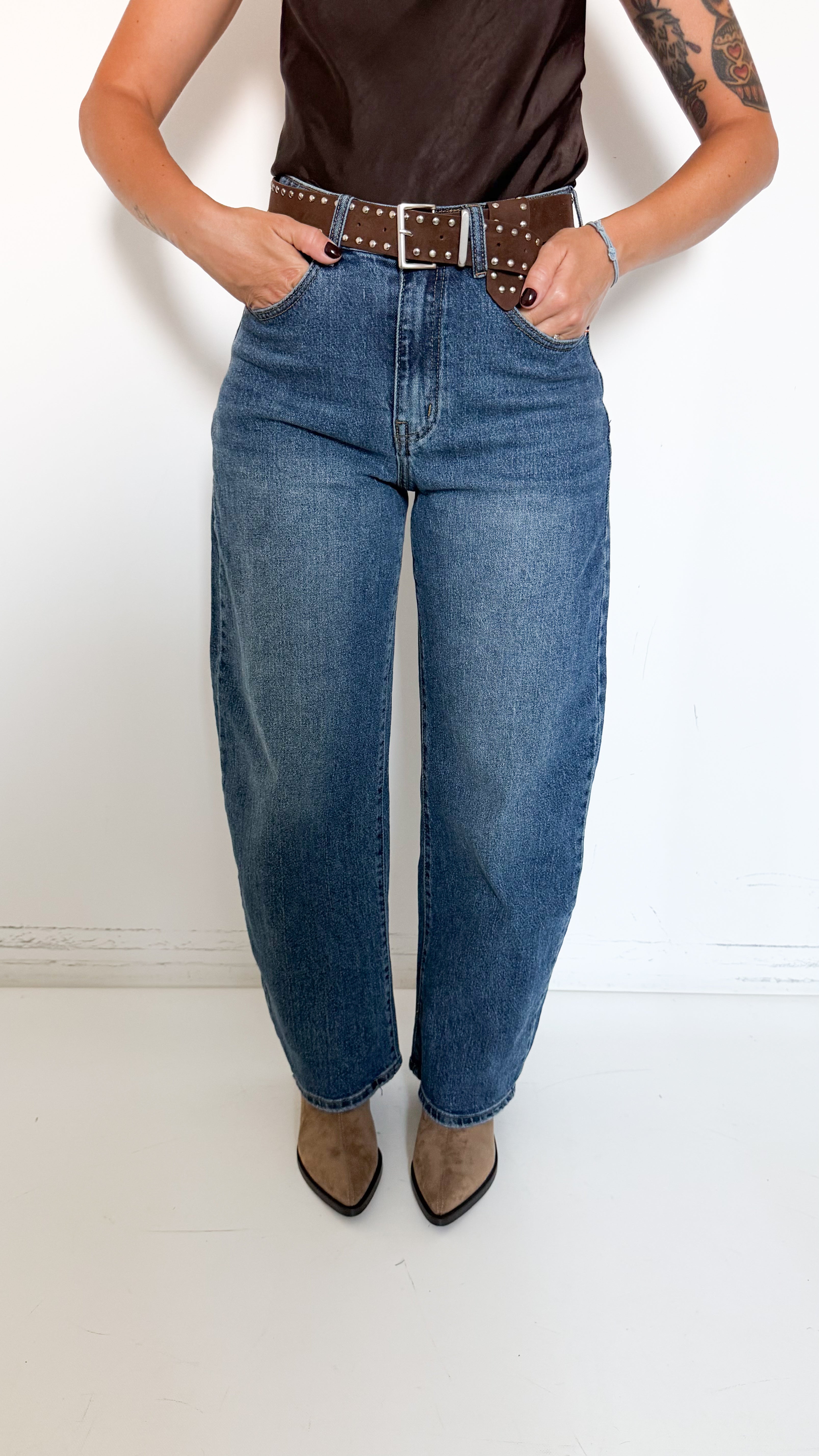 Jeans Balloon Fit Con Cintura