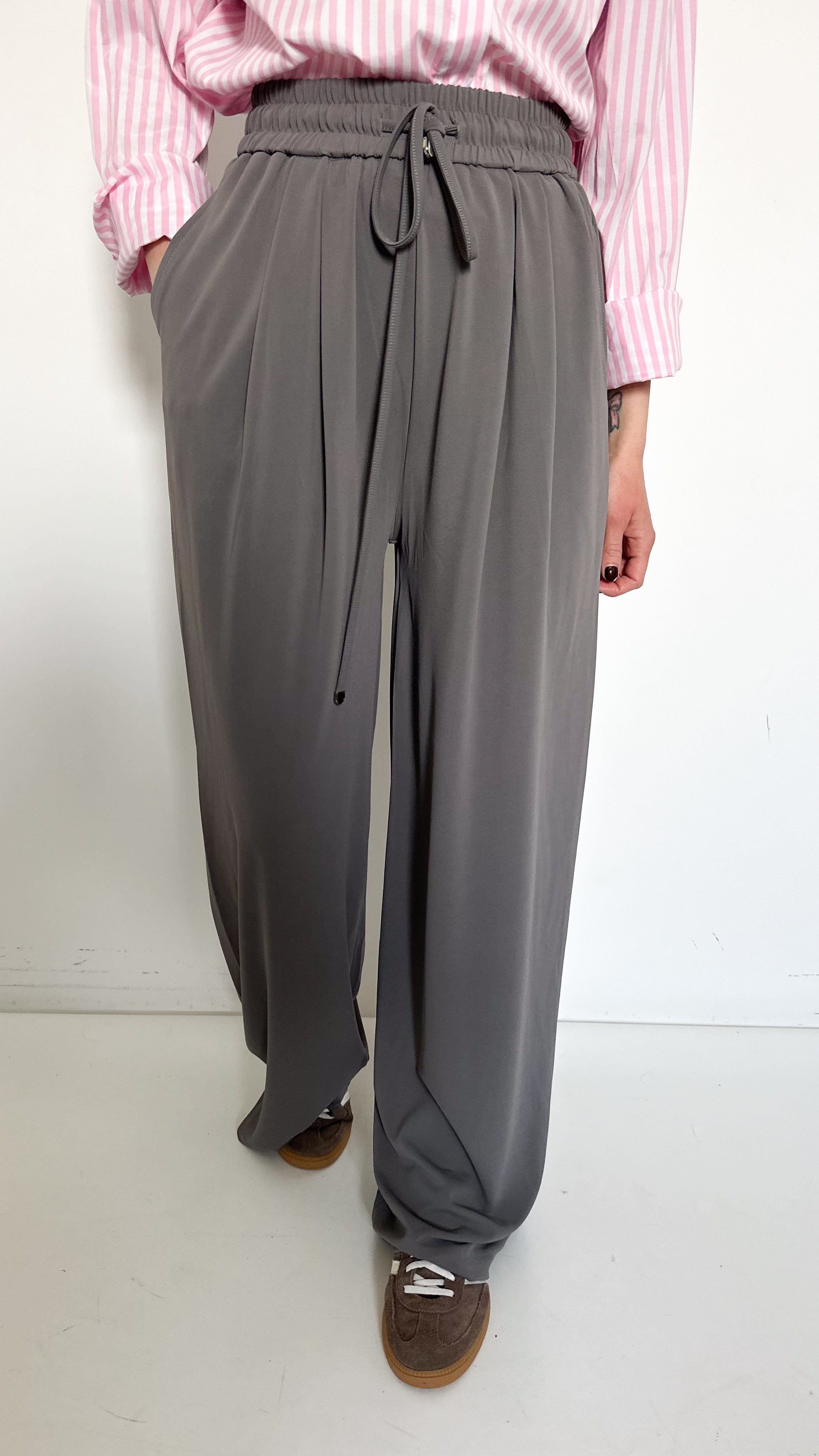 Pantaloni Grigi Con Elastico