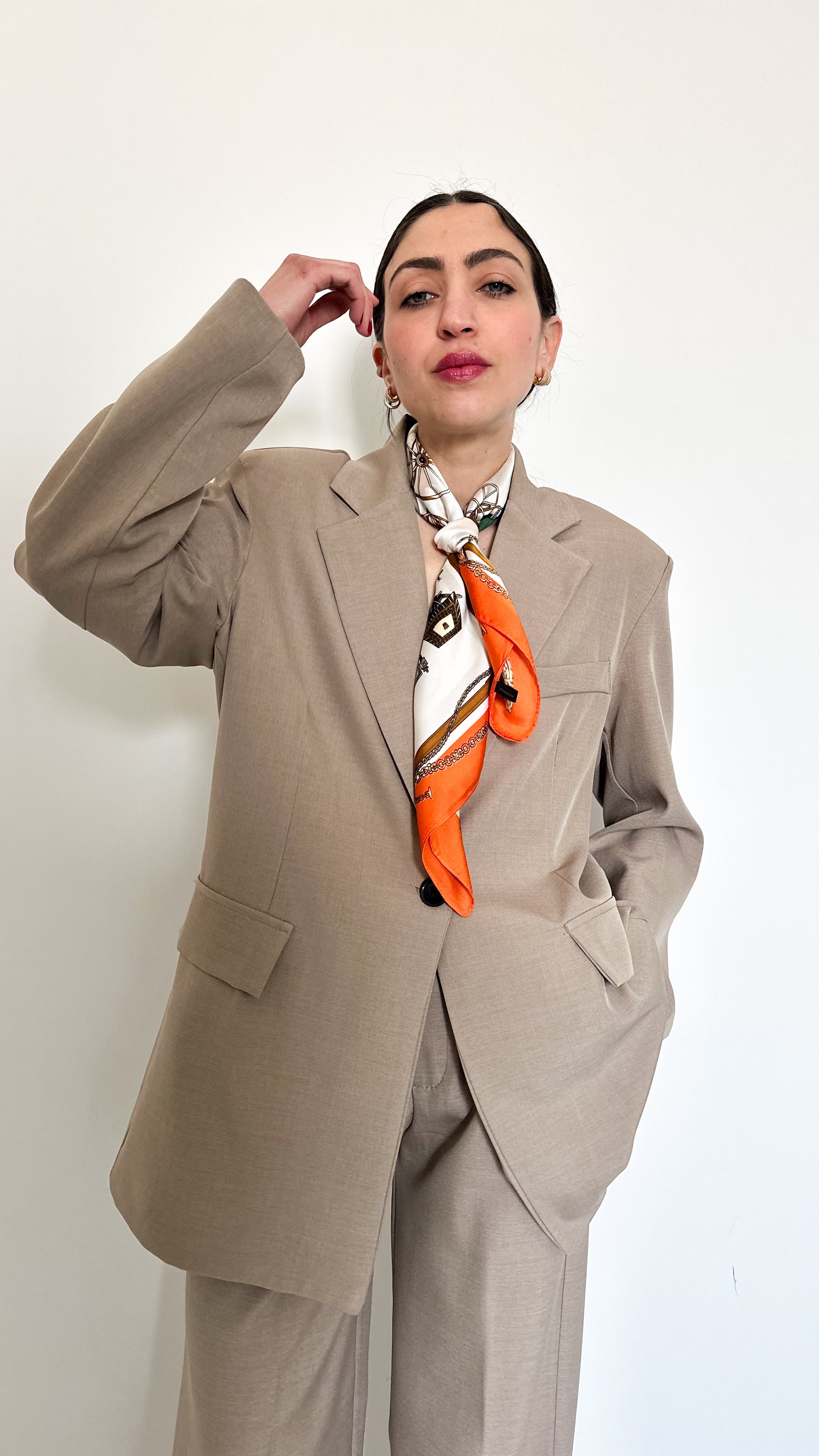Tailleur Monopetto Over Taupe