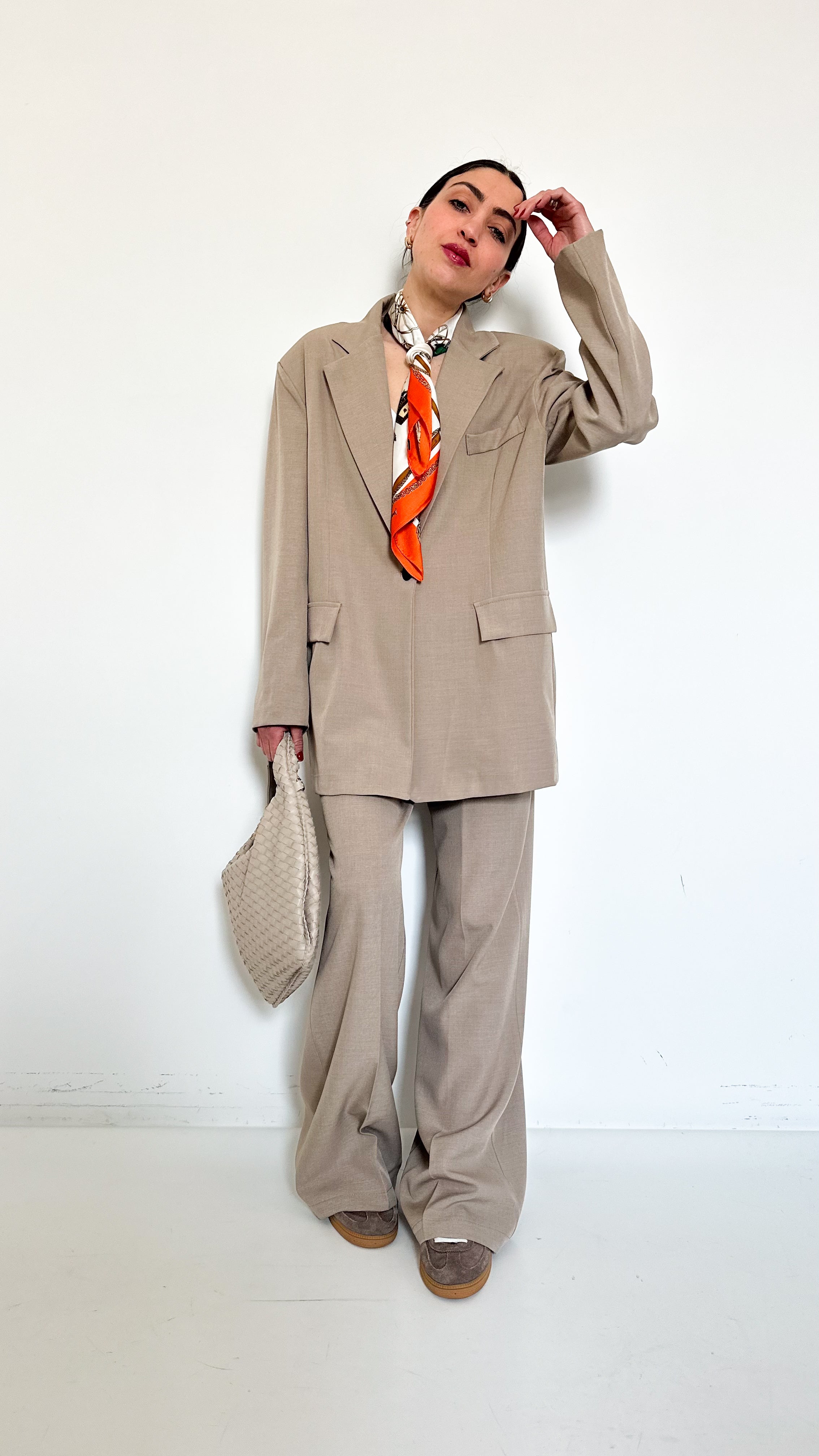Tailleur Monopetto Over Taupe