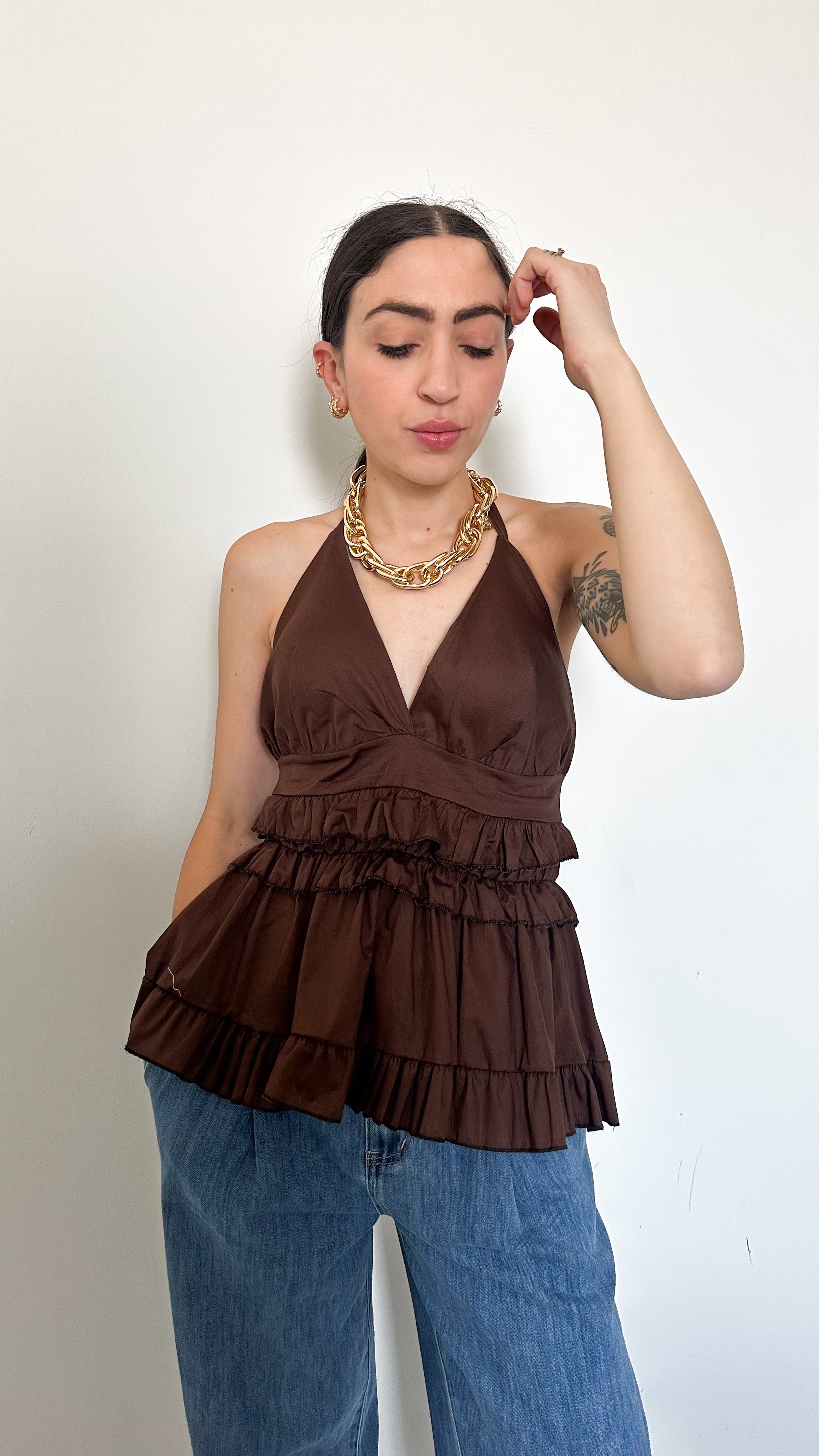 Top Marrone Con Rouches