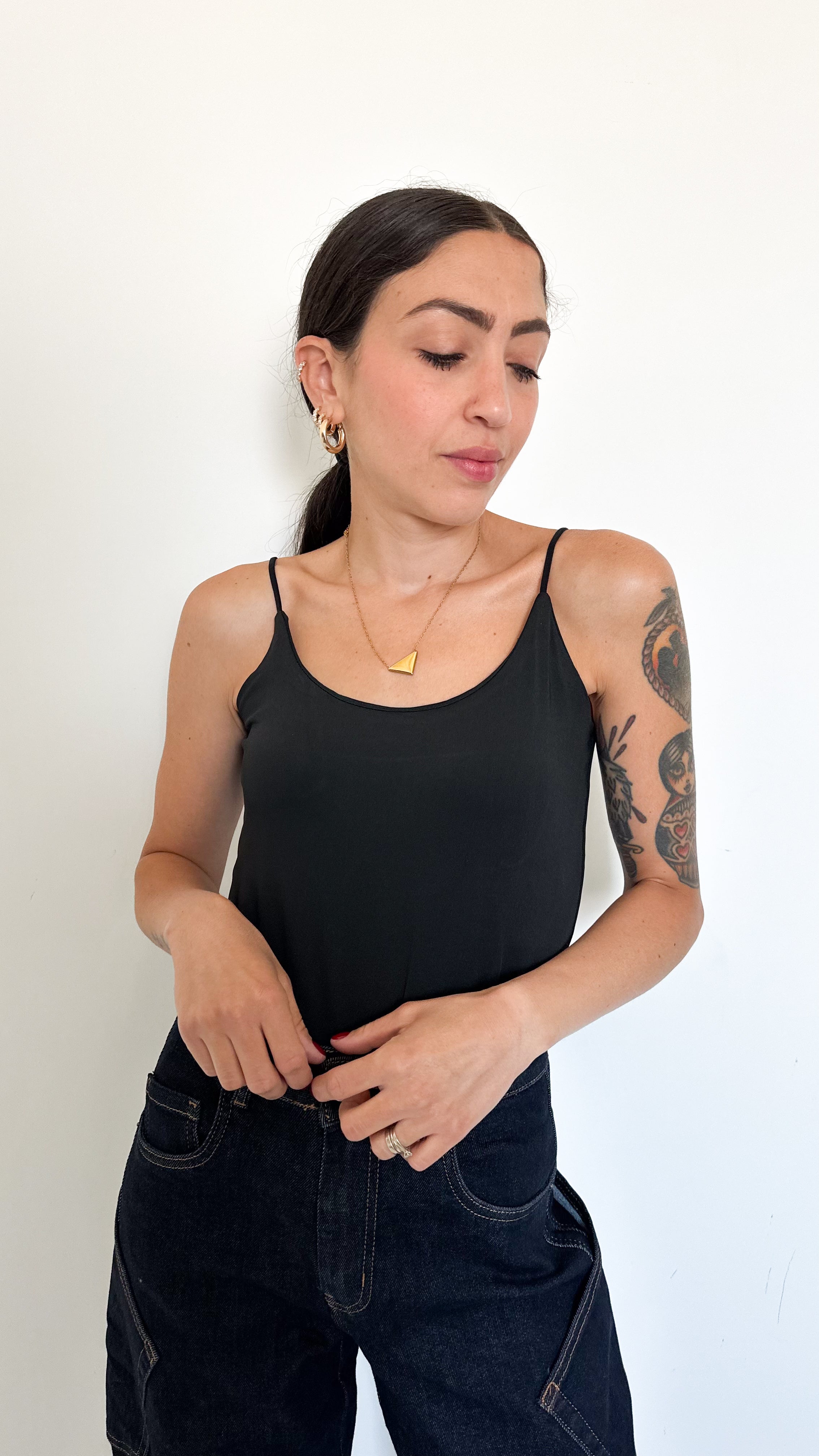 Top Nero Con Spalline Sottili