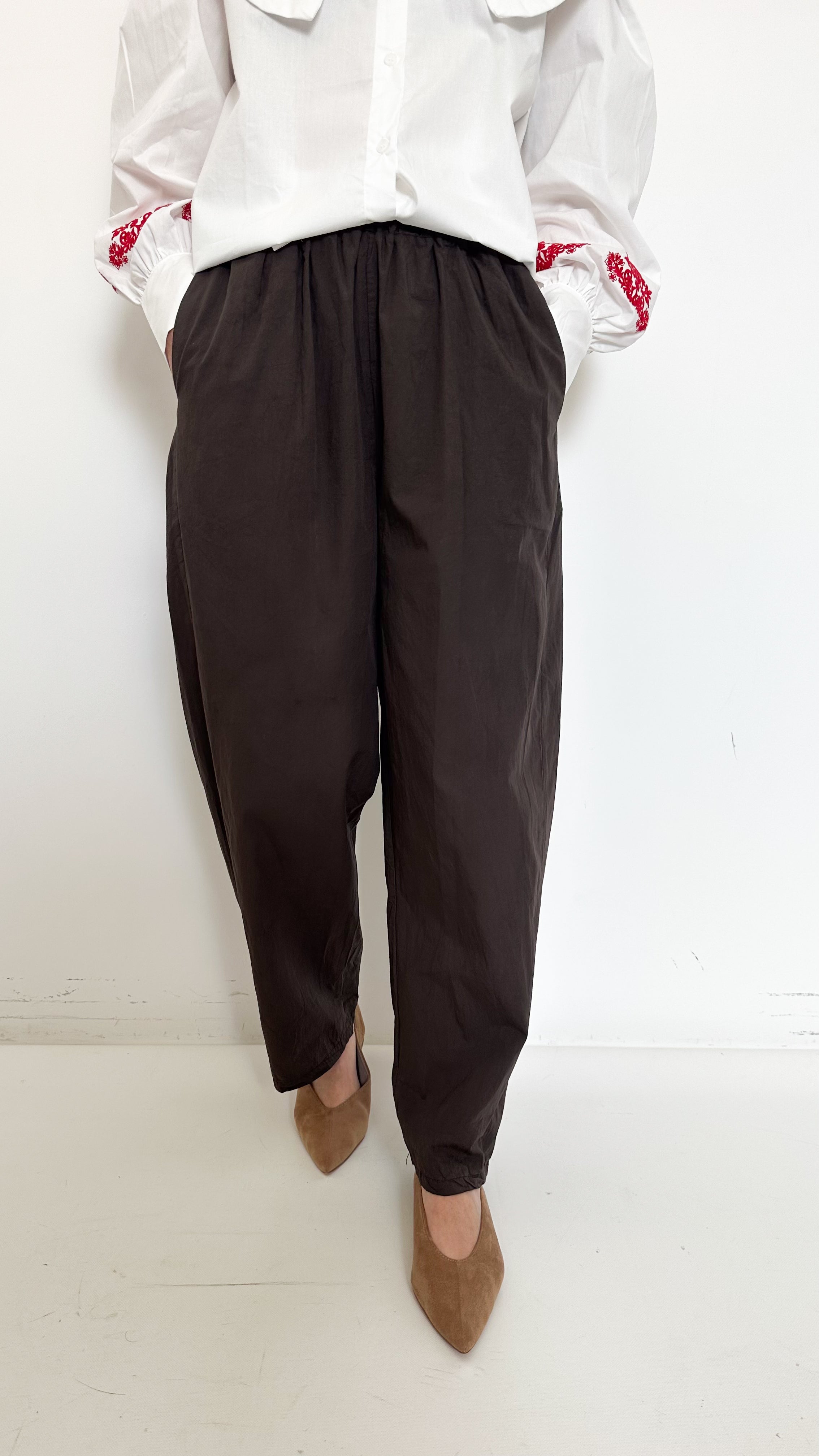 Pantaloni Marroni Balloon In Cotone