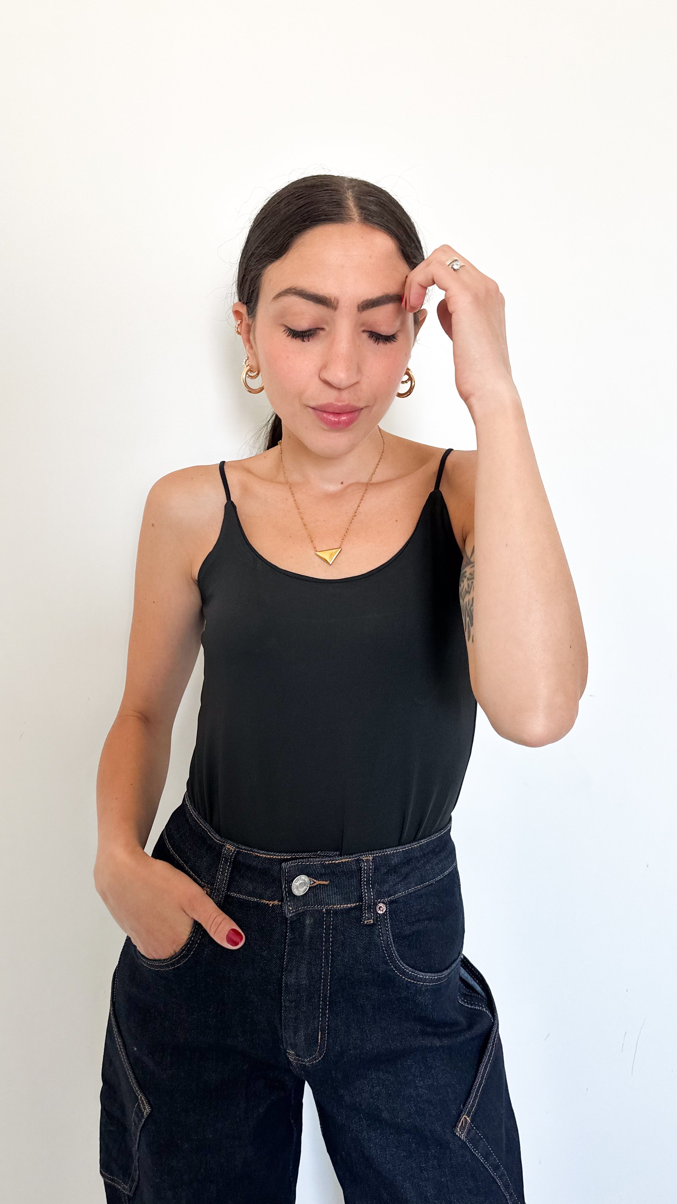 Top Nero Con Spalline Sottili