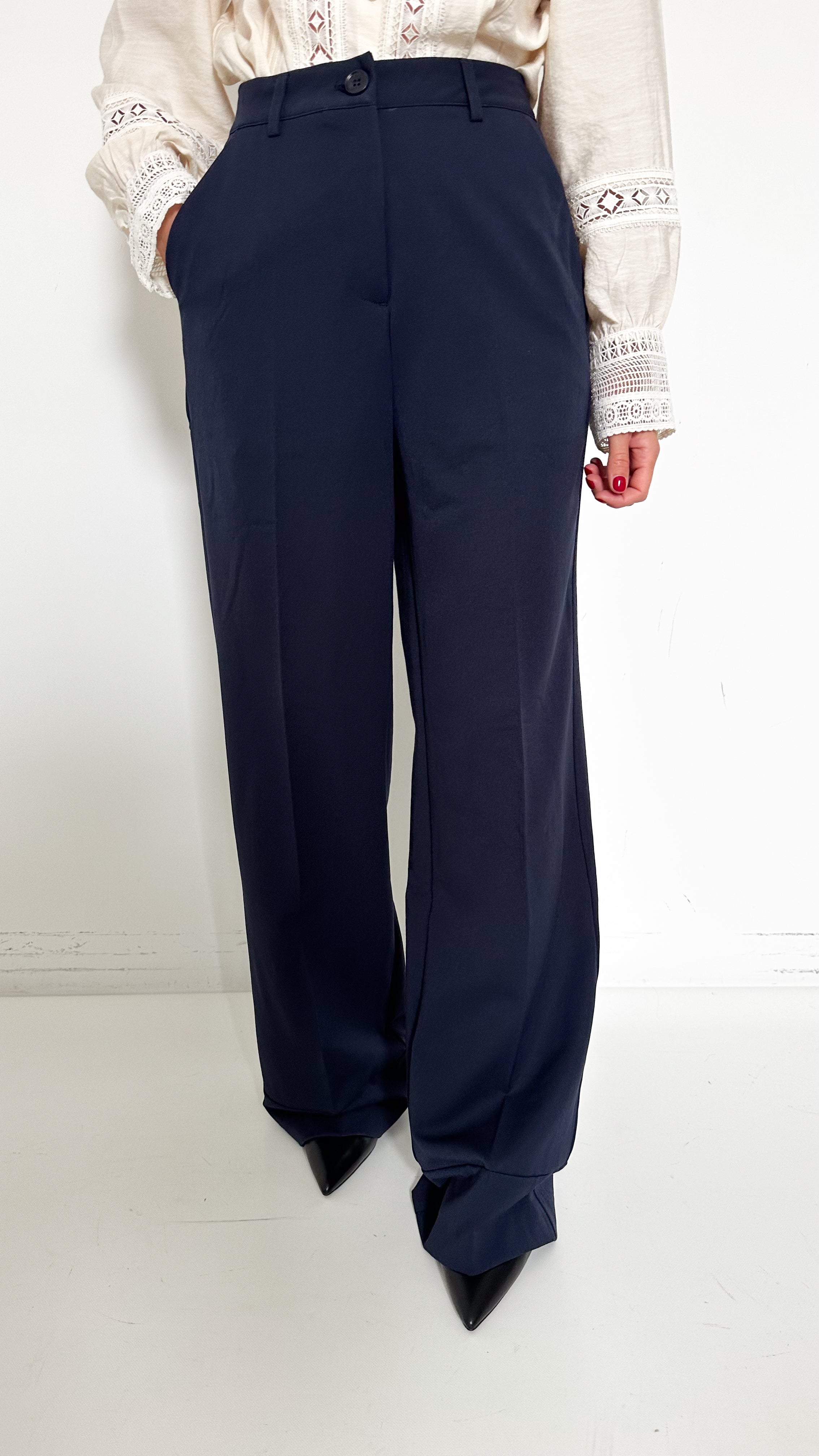 Pantaloni Palazzo Blu Con Risvolto