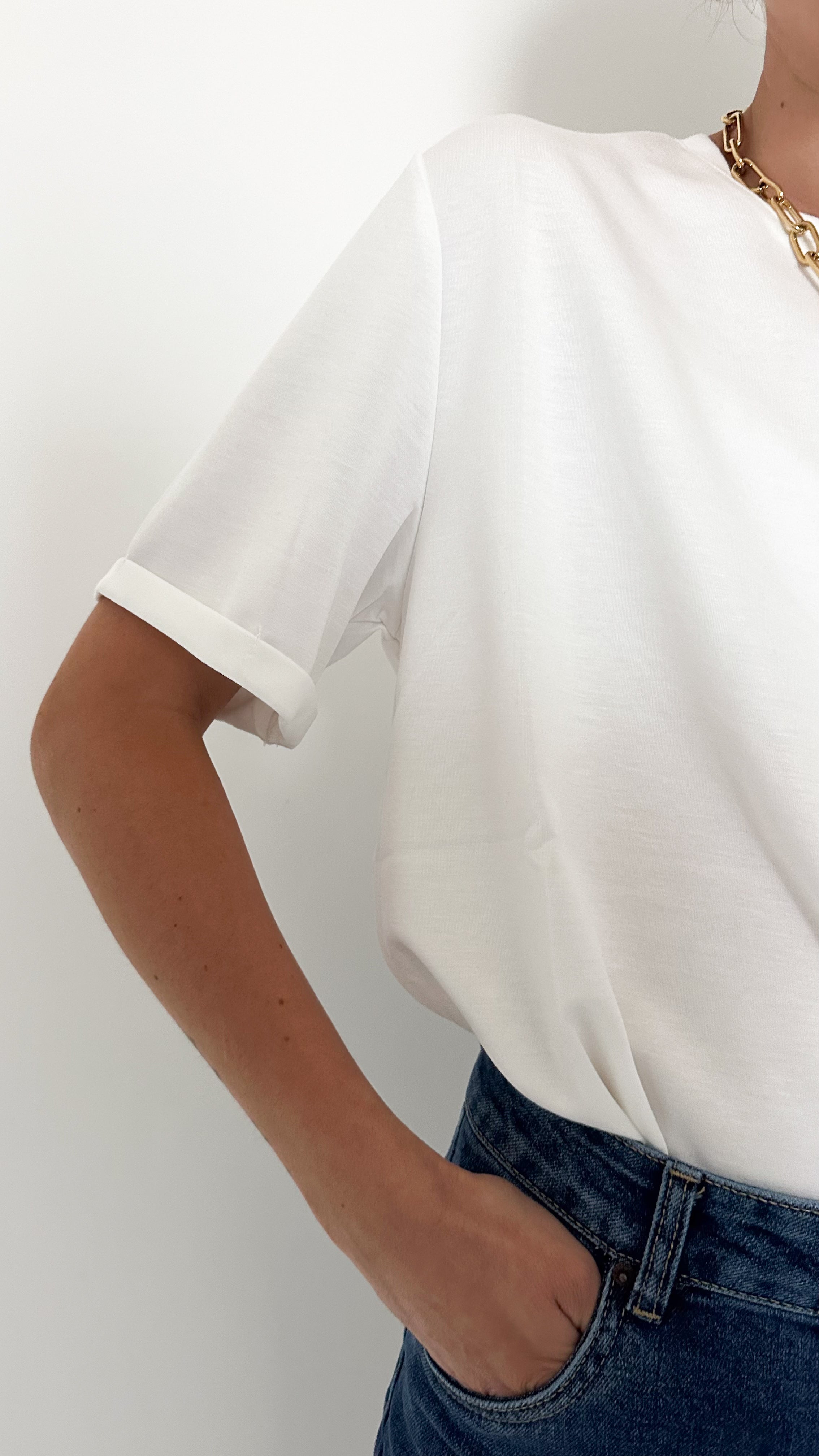 T-Shirt Bianca Con Risvolto