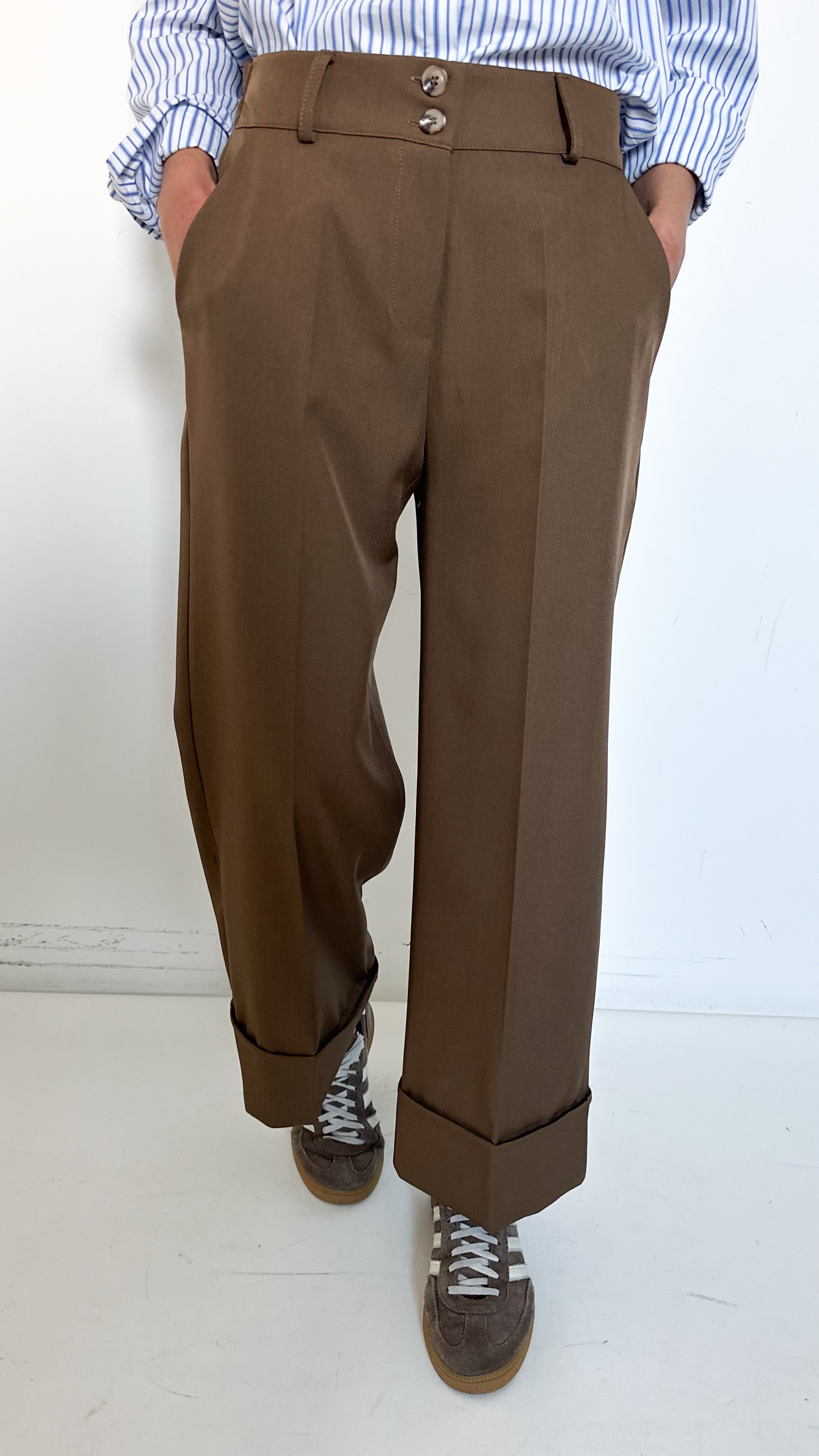 Pantaloni Con Risvolto
