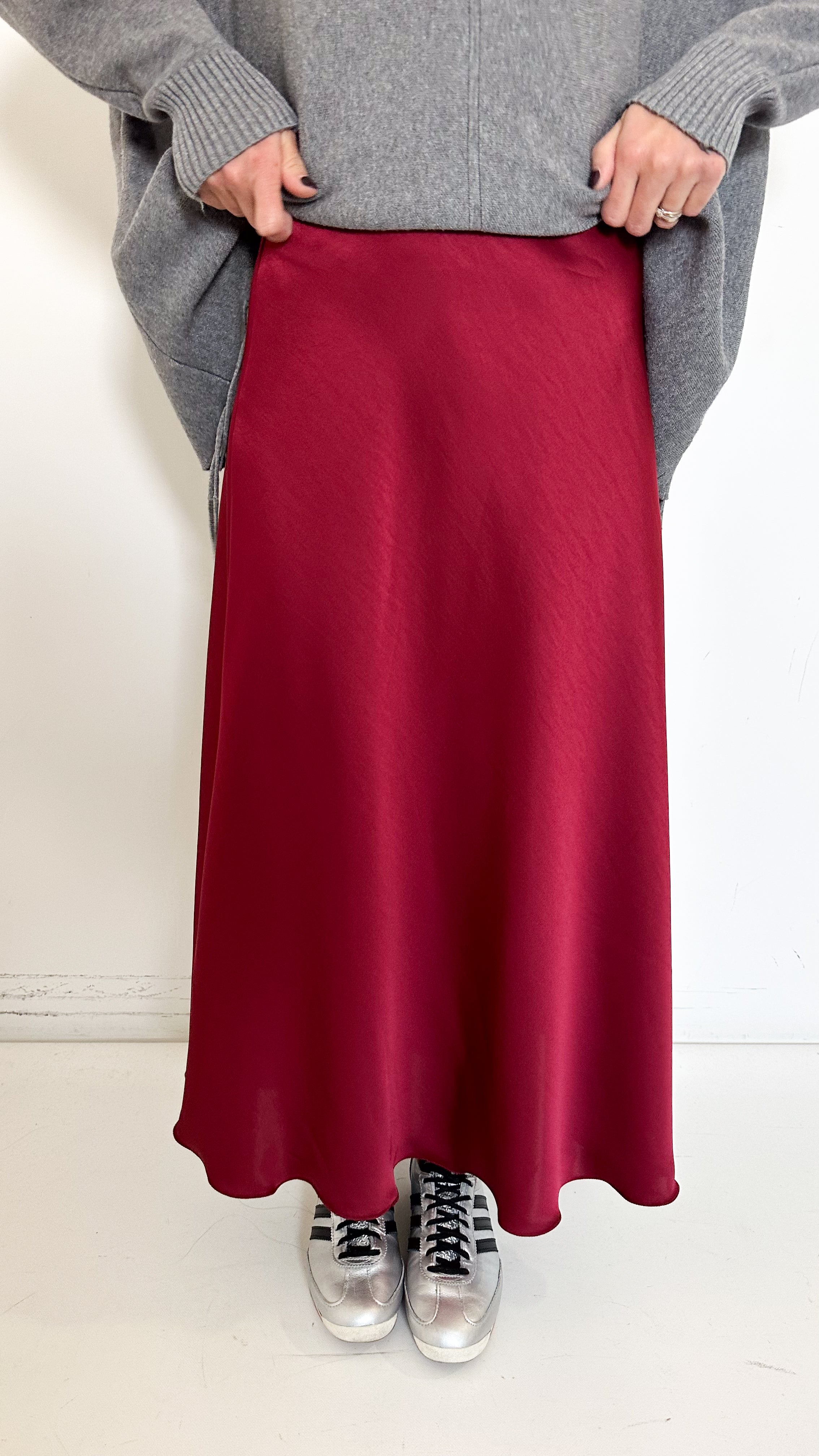 Gonna In Satin Bordeaux