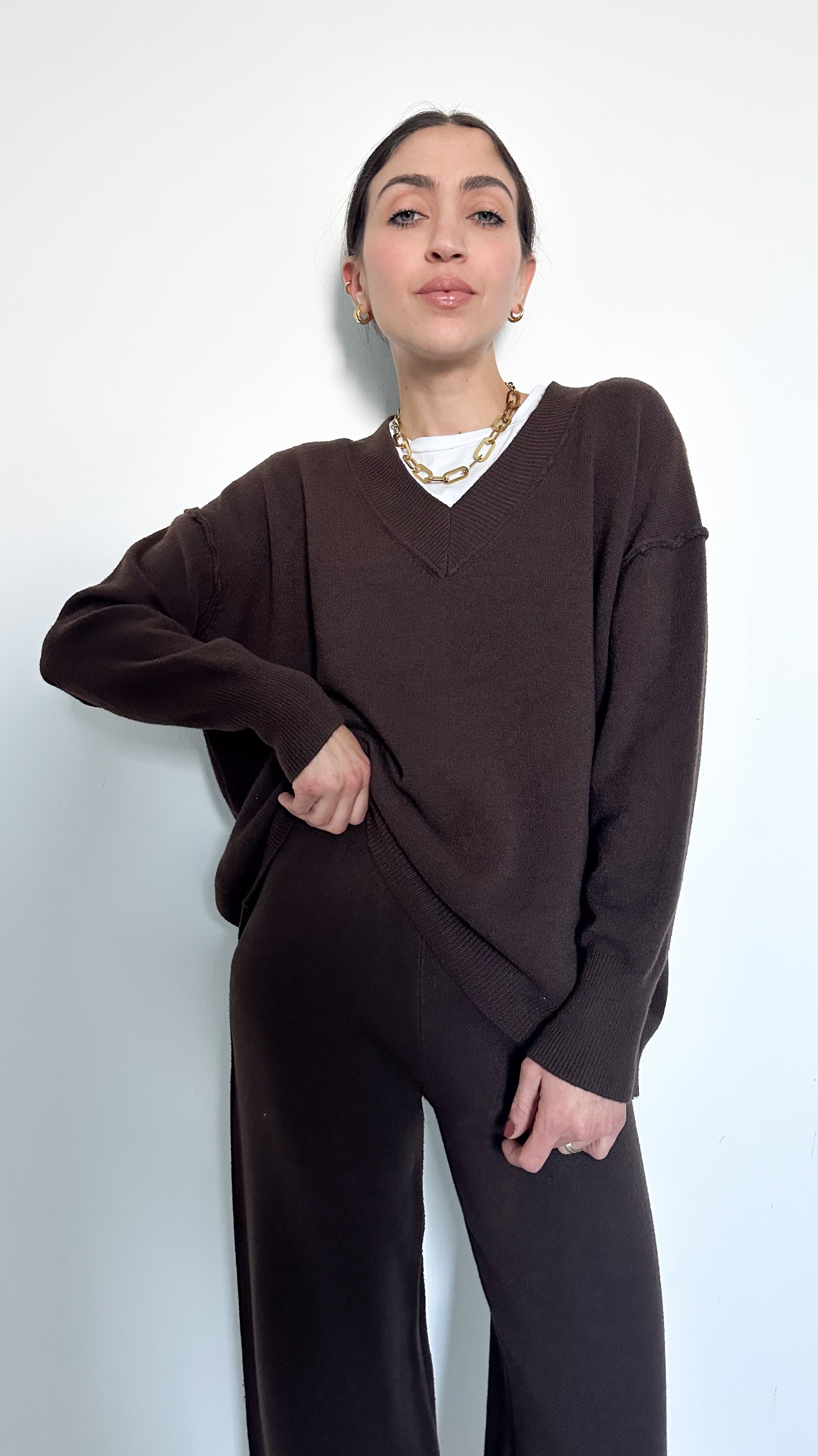 Coordinato Marrone Scollo A Punta