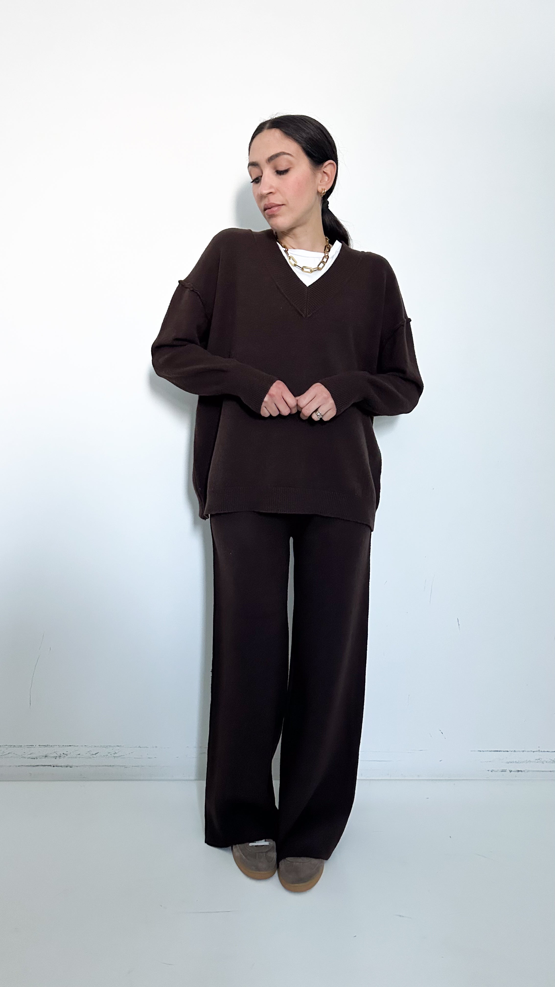 Coordinato Marrone Scollo A Punta