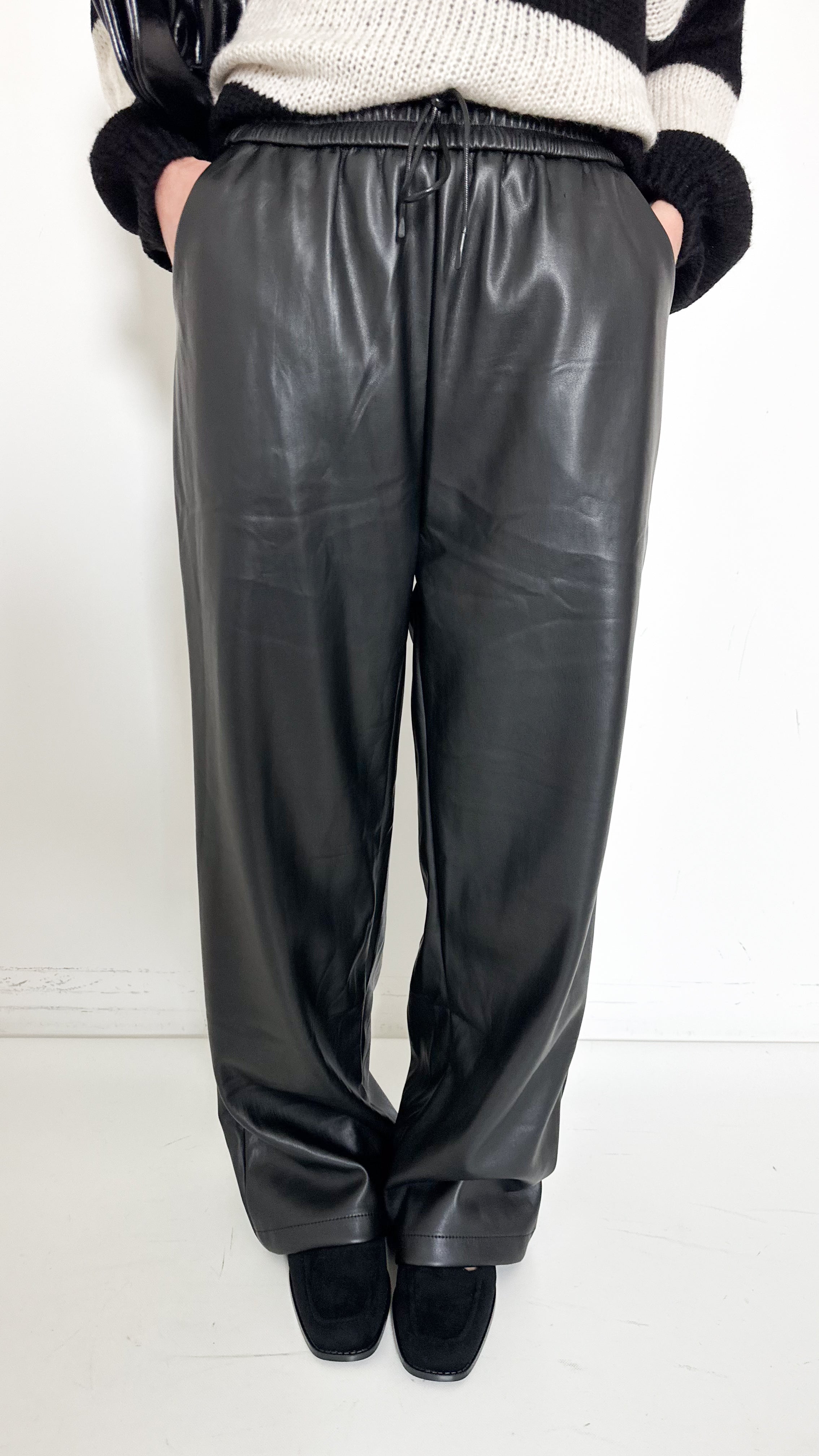 Pantaloni Nero Wide Leg In Ecopelle