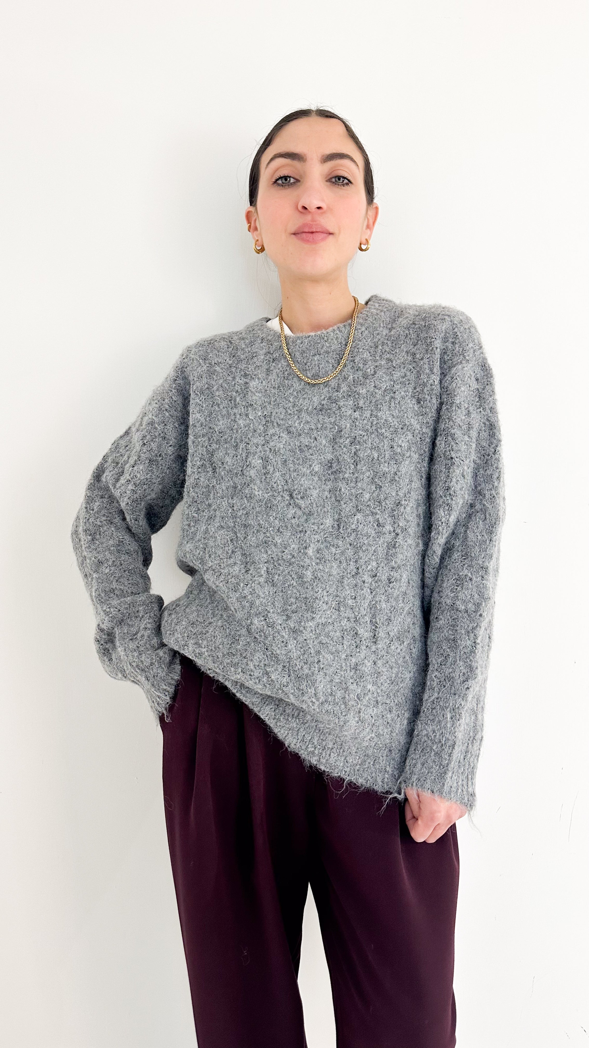 Pull Grigio Con Trecce
