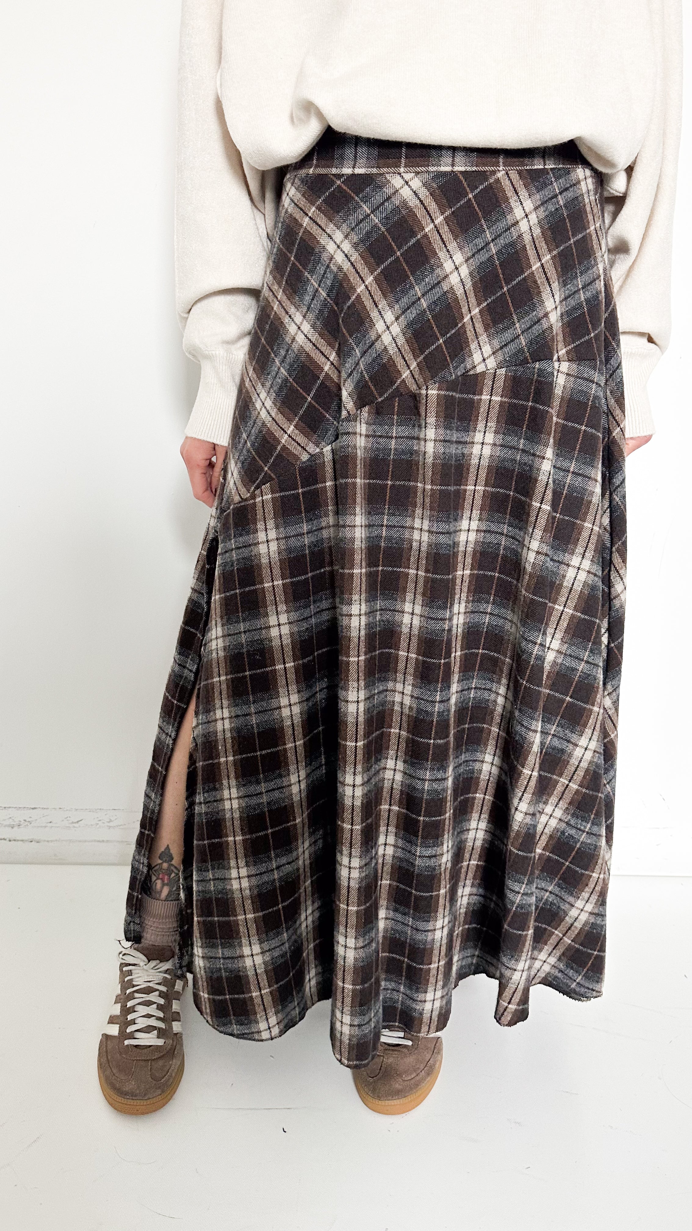 Gonna A Quadri Con Spacco