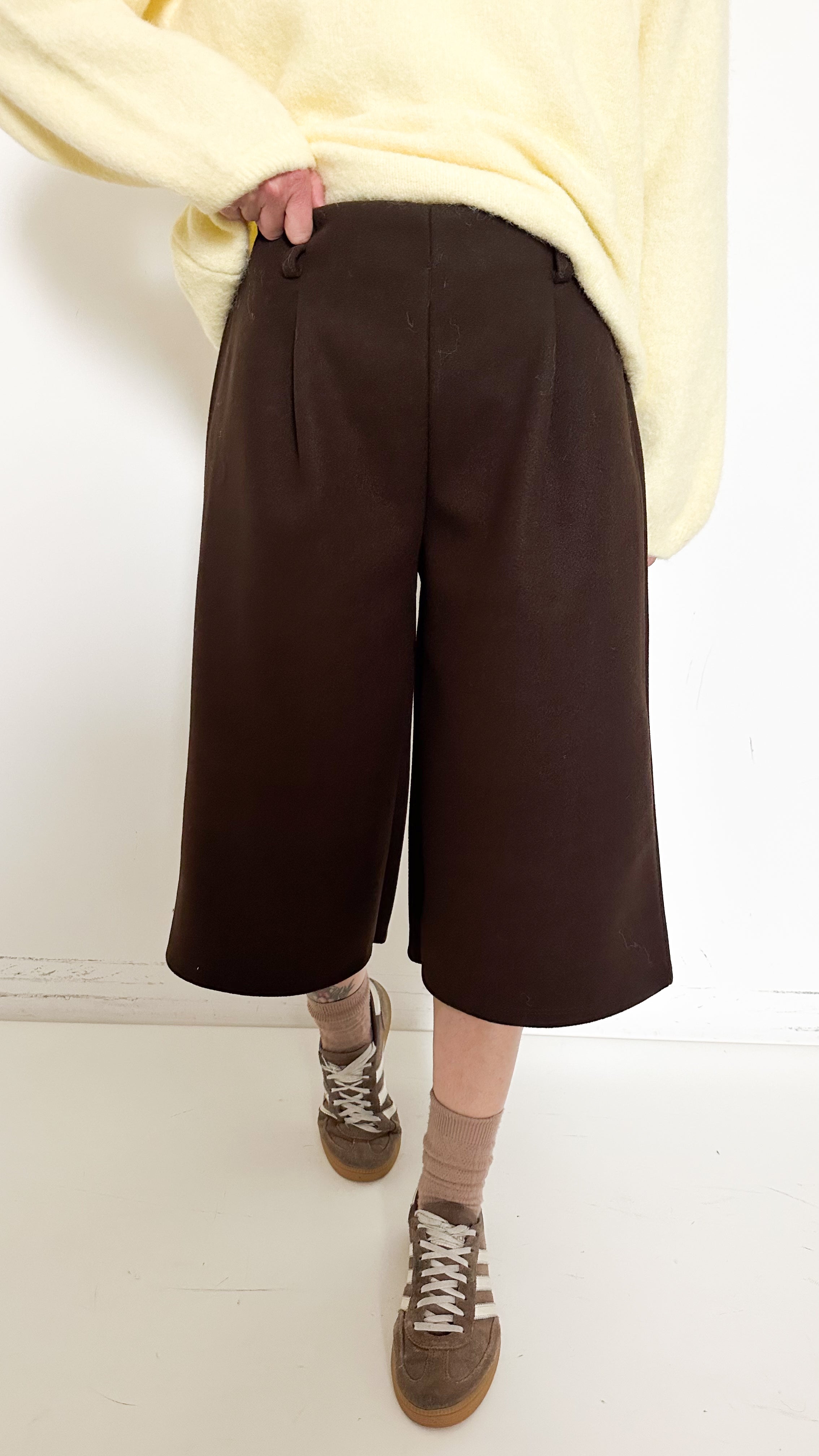 Bermuda In Panno Marrone